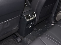 2019款 雷斯特G4 2.2T 四驱豪华版 7座 柴油