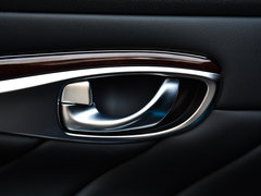 2019款 Q70L 2.0T 悦享版 PLUS