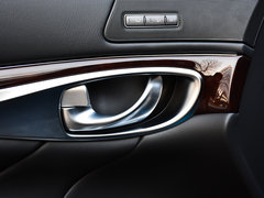 2019款 Q70L 2.0T 悦享版 PLUS