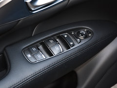 2019款 Q70L 2.0T 悦享版 PLUS
