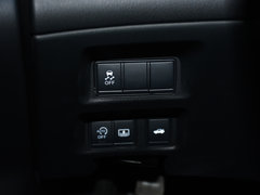 2019款 Q70L 2.0T 悦享版 PLUS