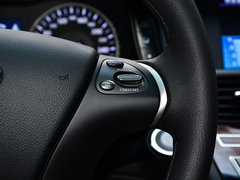 2019款 Q70L 2.0T 悦享版 PLUS