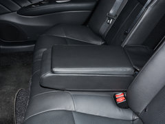 2019款 Q70L 2.0T 悦享版 PLUS