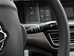 2019款 1.5L 手动简约型