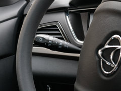 2019款 1.5L 手动简约型