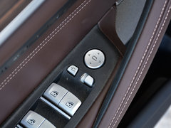 2019款 530Le 先锋版