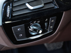 2019款 530Le 先锋版