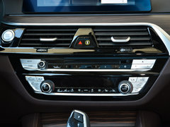 2019款 530Le 先锋版