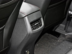 2019款 Redline 530T 自动纵享版(5座款)
