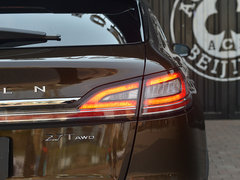 2019款 2.7T 四驱尊耀版 国VI