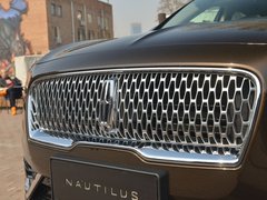 2019款 2.7T 四驱尊耀版 国VI