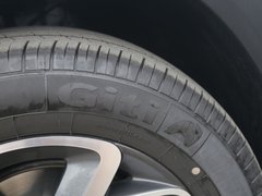 2019款 190THP 自动越动版