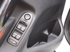 2019款 190THP 自动越动版