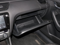 2019款 旅行车 TSI230 DSG豪华版 国VI