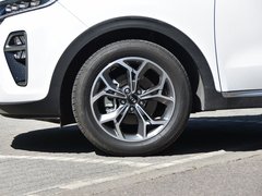 2019款 1.6T 自动两驱豪华版