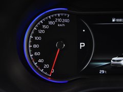 2019款 1.6T 自动两驱豪华版