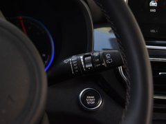 2019款 1.6T 自动两驱豪华版