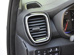 2019款 1.6T 自动两驱豪华版