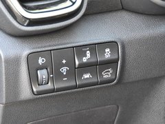 2019款 1.6T 自动两驱豪华版