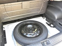 2019款 1.6T 自动两驱豪华版