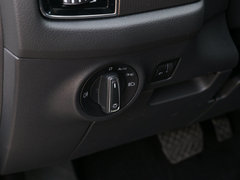 2019款 改款 TSI330 5座两驱舒适版 国VI