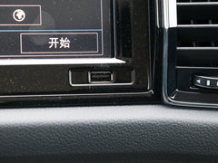 2019款 改款 TSI330 5座两驱舒适版 国VI