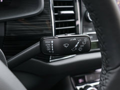 2019款 改款 TSI330 5座两驱舒适版 国VI