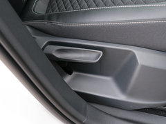2019款 改款 TSI330 5座两驱舒适版 国VI