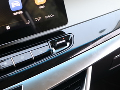 2019款 1.5TD MHEV DCT臻享型