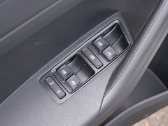 2019款 1.5L 手动进取版