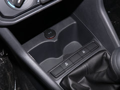 2019款 1.5L 手动进取版