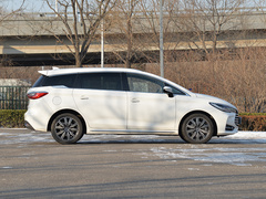2019款 DM 1.5T 智联致享型 7座 国VI