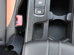 2019款 1.5T 手动智联型