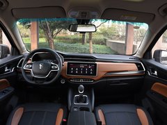 2019款 1.5T 手动智联型