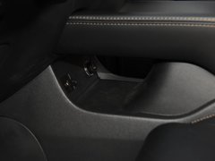 2019款 1.5T 手动智联型