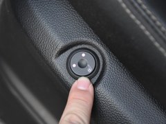 2019款 1.5T 手动智联型