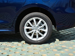2019款 1.5T 手动智联睿逸型 6座 国V 