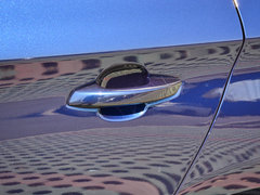 2019款 1.5T 手动智联睿逸型 6座 国V 