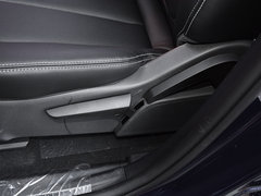 2019款 1.5T 手动智联睿逸型 6座 国V 