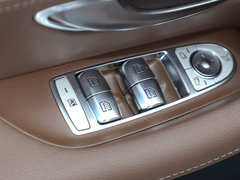 奔驰E级 2019款 改款 E 300 L 运动豪华型