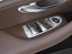 2019款 改款 E 300 L 运动时尚型