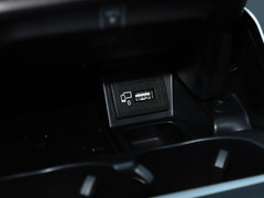 2019款 改款 E 300 L 运动时尚型