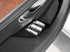 2019款 改款 E 300 L 时尚型