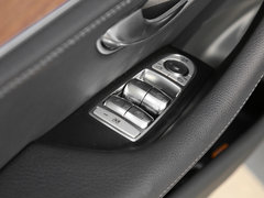 2019款 改款 E 300 L 时尚型