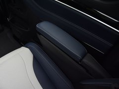 2019款 首发款 2.0T 自动智尊版
