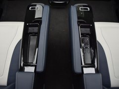 2019款 首发款 2.0T 自动智尊版