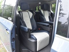 2019款 首发款 2.0T 自动智尊版