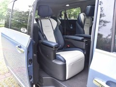 2019款 首发款 2.0T 自动智尊版