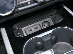 2019款 1.6T 两驱铂金版
