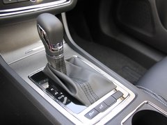 2019款 PLUS 20T TST 4G互联至尊超赞版